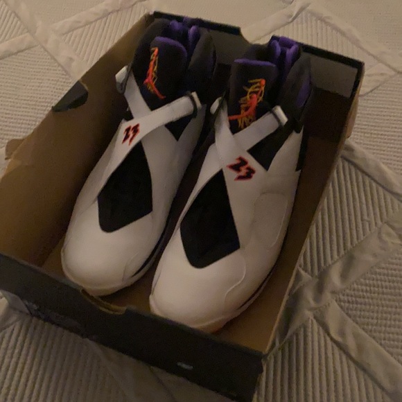 Three peat Jordan 8s [Like new, worn once] - Picture 11 of 11